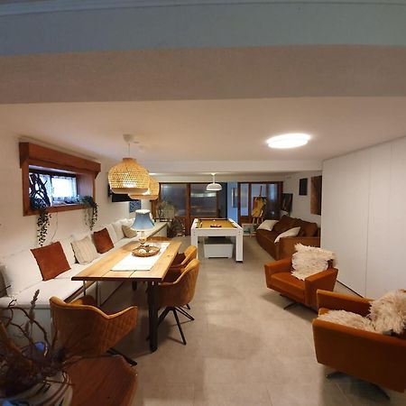 Apartments Eva อูมัค ภายนอก รูปภาพ