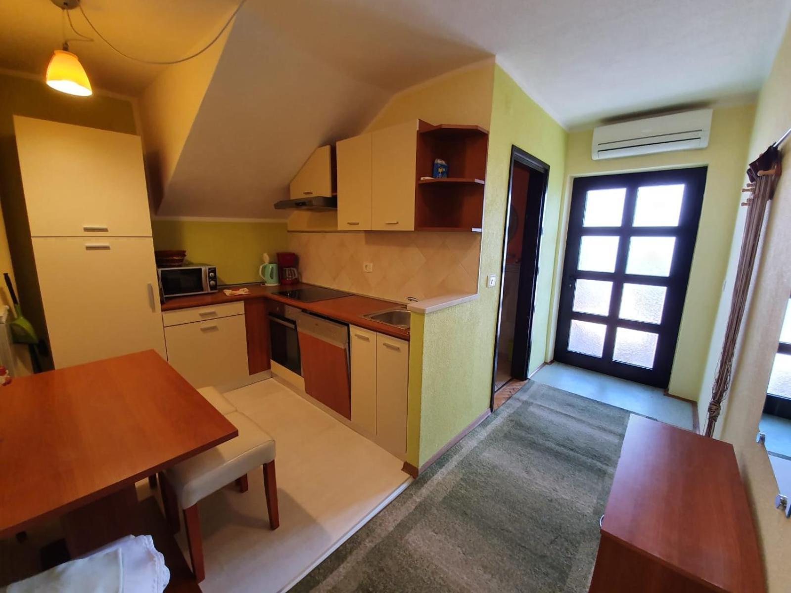 Apartments Eva อูมัค ห้อง รูปภาพ