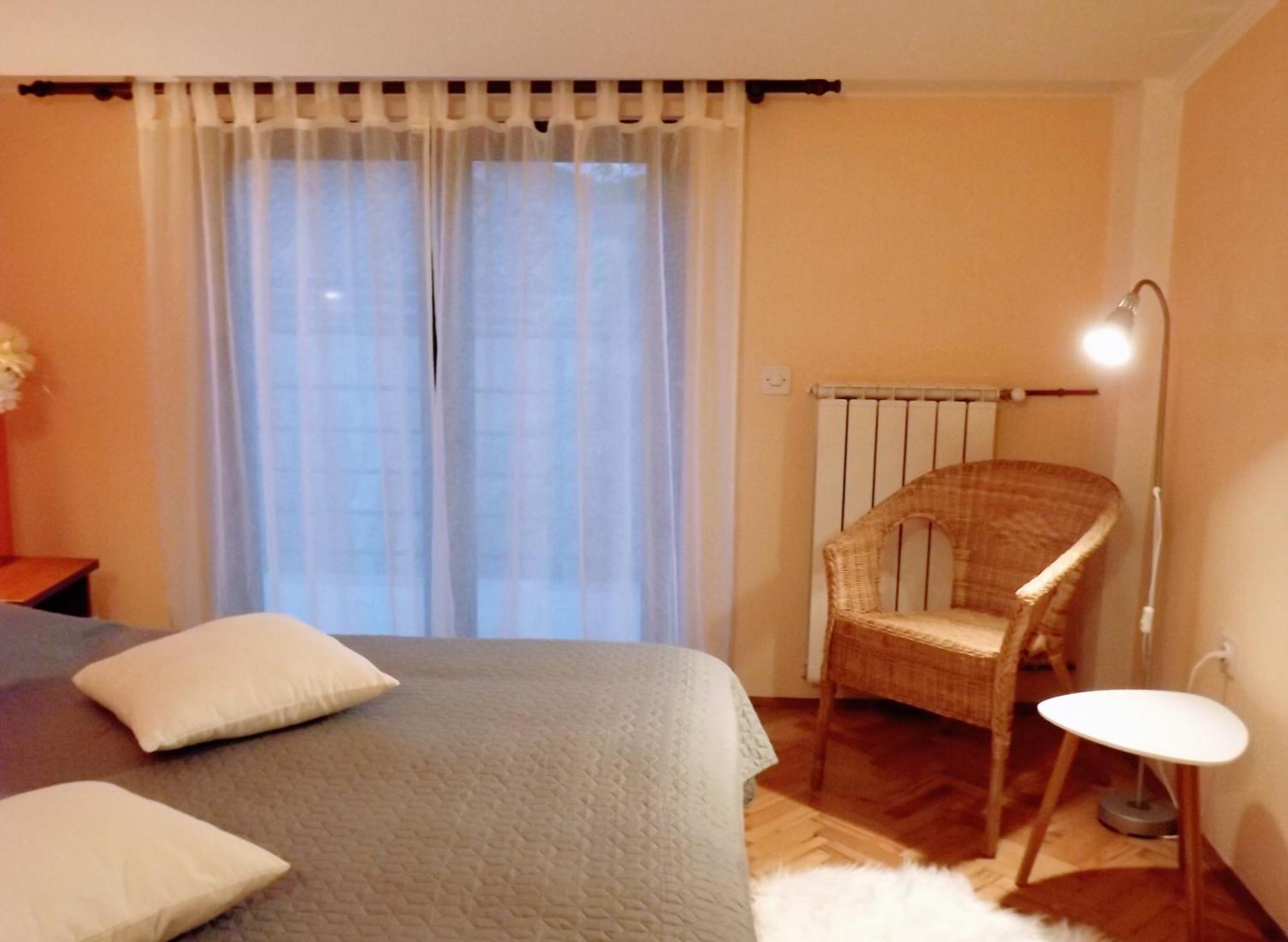 Apartments Eva อูมัค ห้อง รูปภาพ